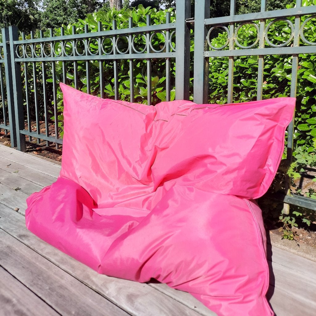 Fluoroze zitzak, Huis en Inrichting, Zitzakken, Ophalen, Zo goed als nieuw, Roze, Zitzak