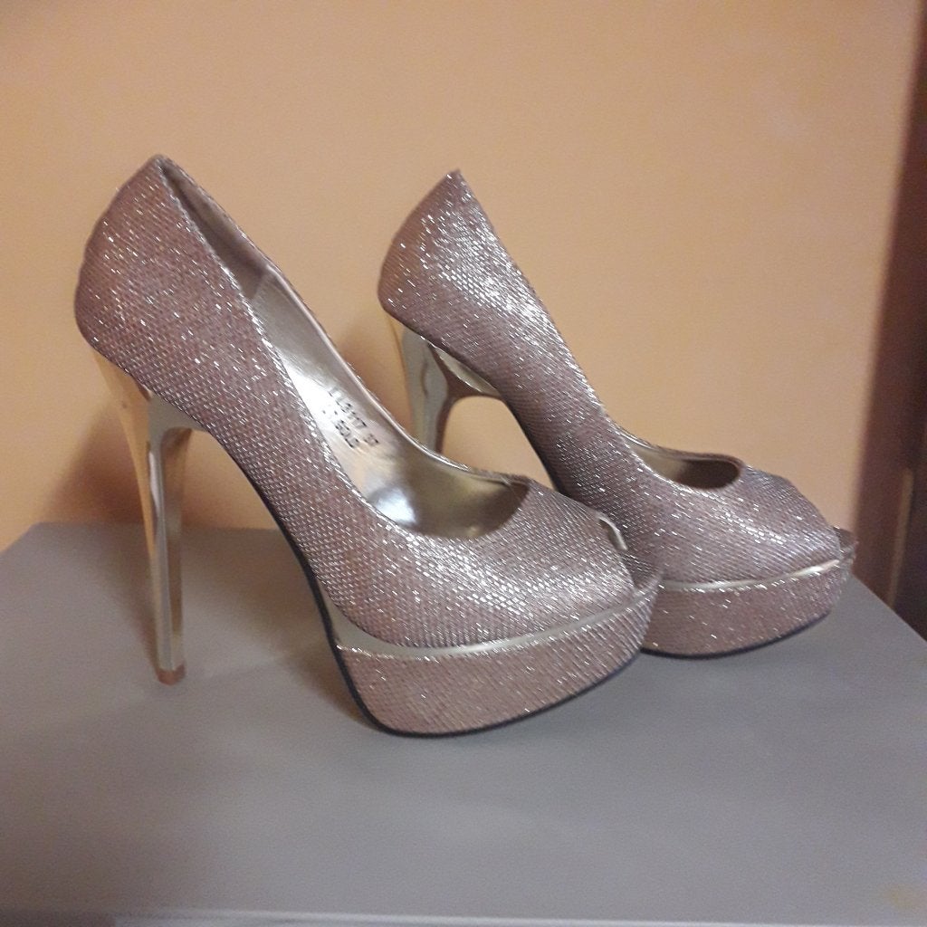 pumps 37, Pumps, Verzenden, Beige, Nieuw