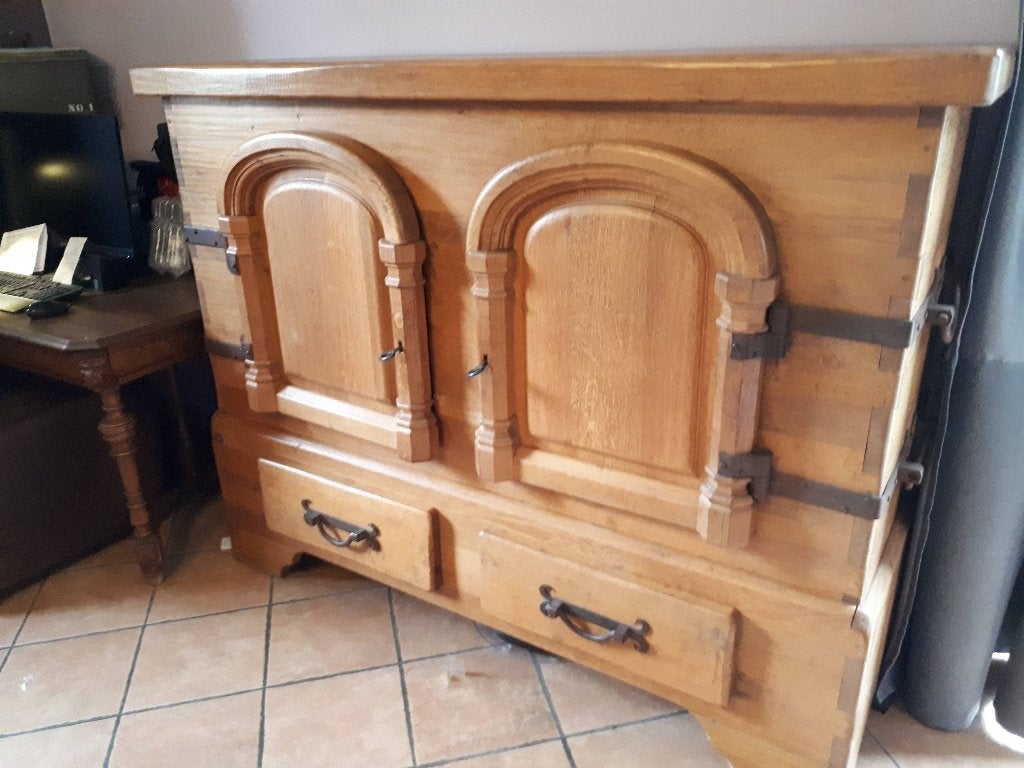 Rustieke eetkamer van massief eikenhout in Spaanse stijl, Ophalen, Gebruikt, Rustique Espagnol, 4 tot 6 stoelen