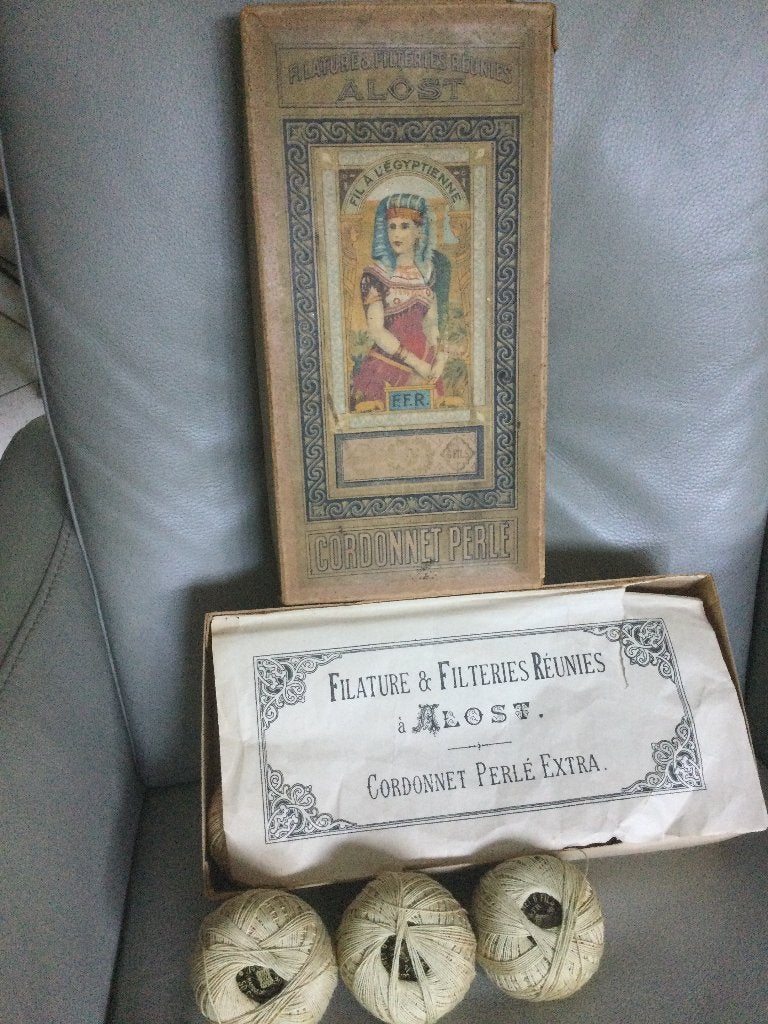 BOITE"FILATURE&FILTERIES REUNIES  ALOST"+ACCESSOIRES, Antiquités & Art, Antiquités | Autres Antiquités, Enlèvement ou Envoi