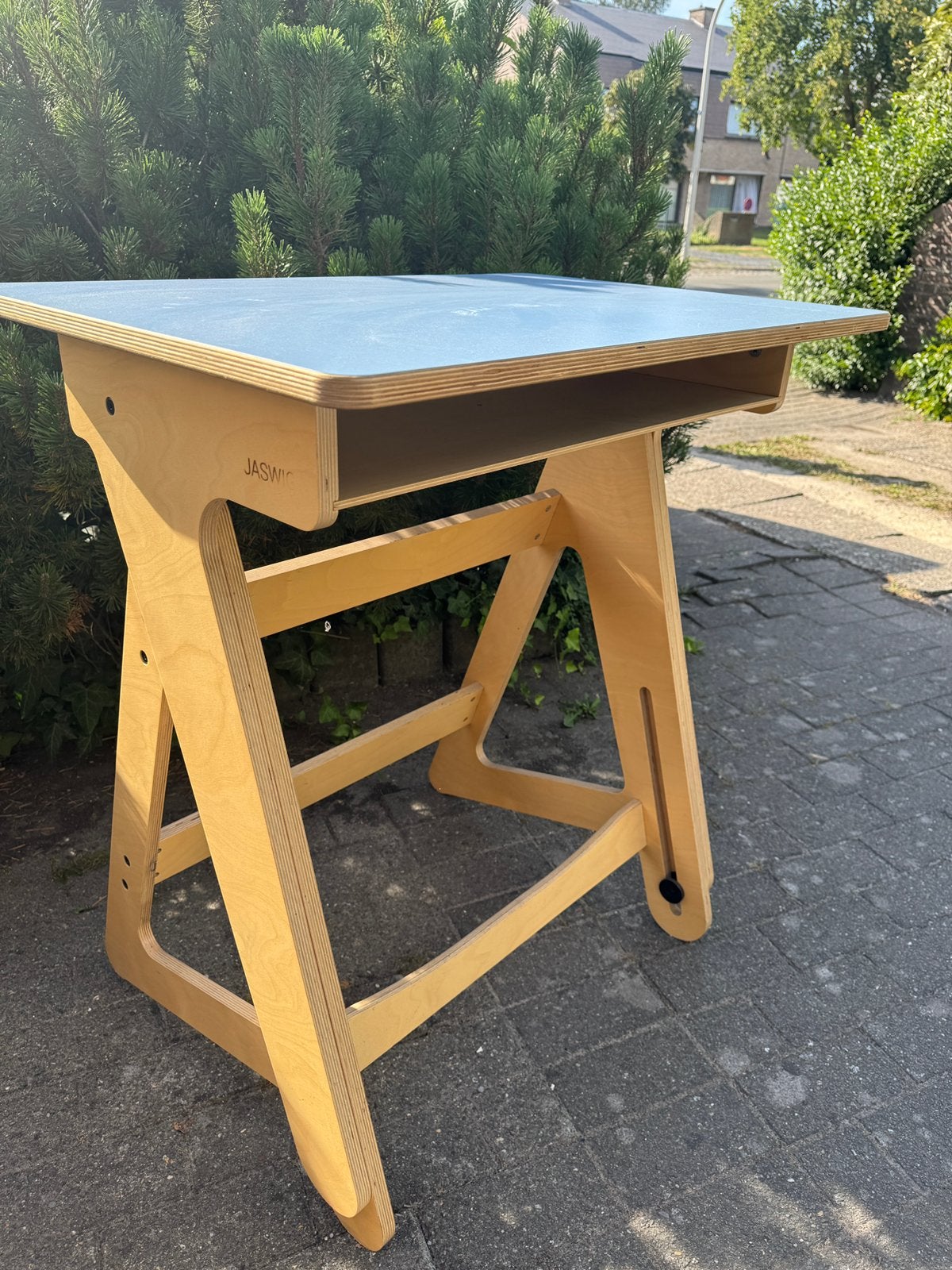 Nieuwe Jaswig sta bureau, Ophalen, In hoogte verstelbaar, Zo goed als nieuw