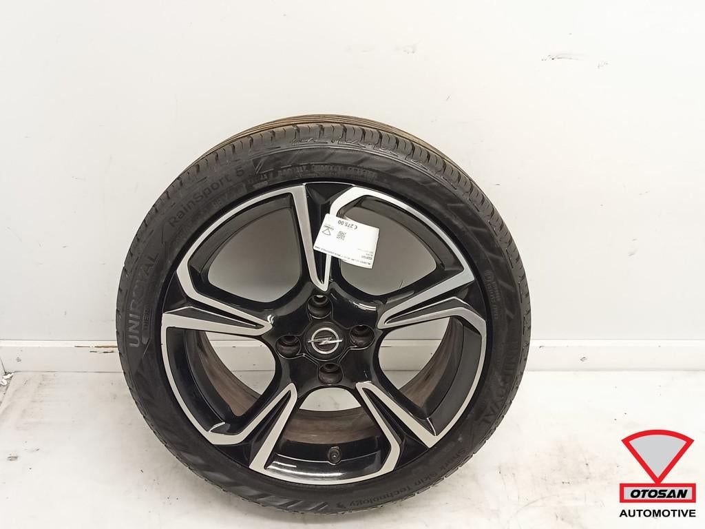 Opel Corsa F GS Line Jante 17 pouces Uniroyale 9332281680, Autos : Pièces & Accessoires, Carrosserie & Tôlerie, Opel, Utilisé