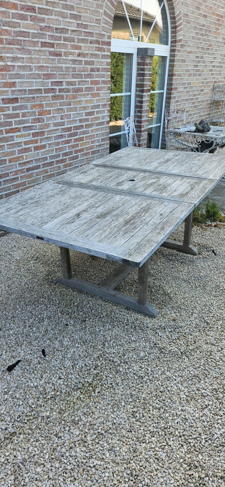 Table avec chaises assorties, Jardin & Terrasse, Enlèvement