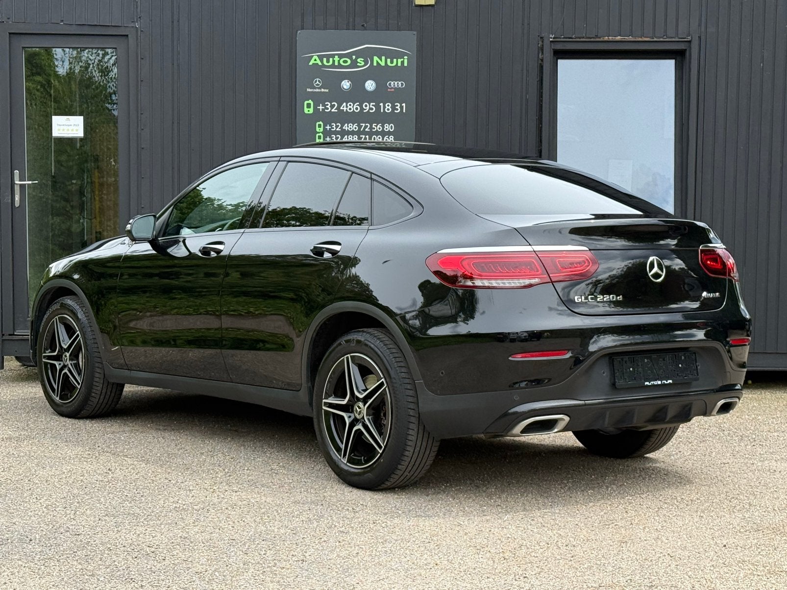 New mercedes-benz glc220d facelift 2020 amg navi opendak, Auto's, Mercedes-Benz, Automaat, 143 kW, Zwart, 5 deurs
