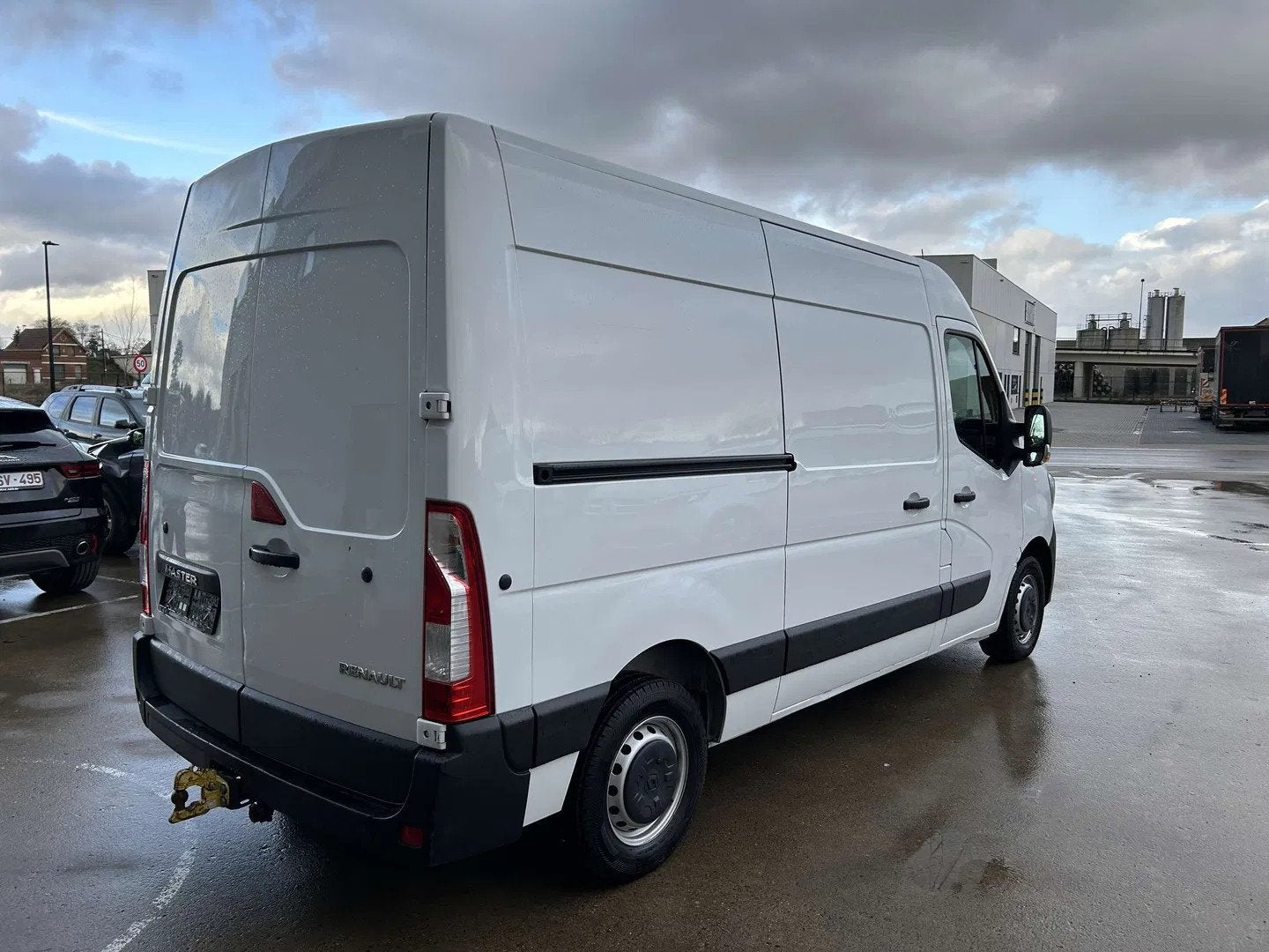 Renault Master 2.3 dCi 28 L2H2 MET SLECHTS 65000 KM ZIE FOTO, Stof, Gebruikt, 4 cilinders, Renault