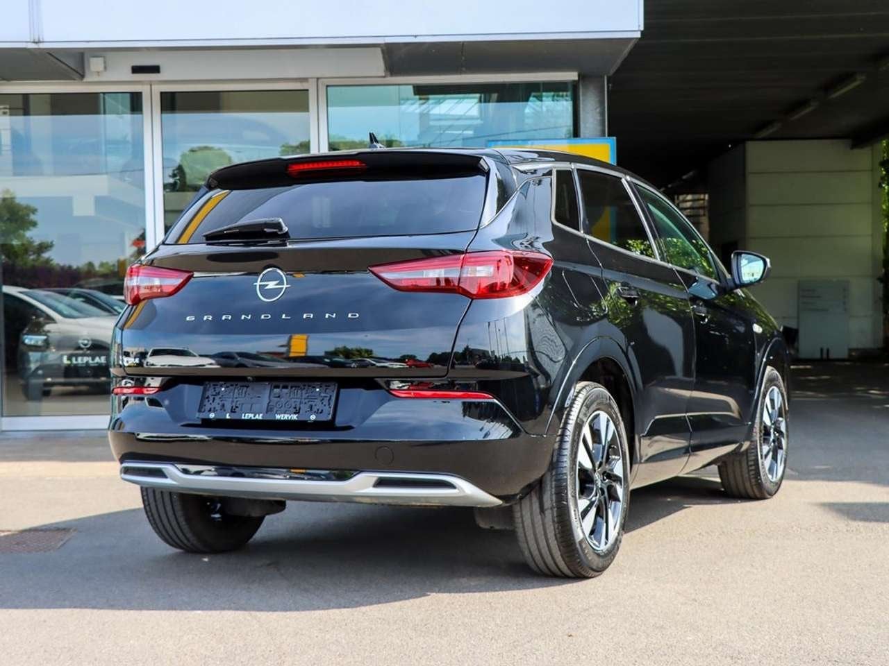 Opel Grandland Business Elegance 1.5D AT8 130PK |NAVI|CAMER, Zwart, 4 cilinders, 0 kg, Zwart
