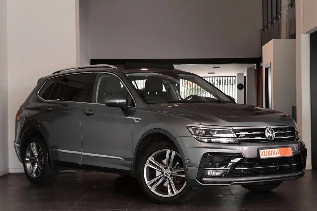 Volkswagen Tiguan Allspace Tiguan Allspace 1.5 TSI R Line DS, Autos, Cuir, Argent ou Gris, Achat, Entreprise