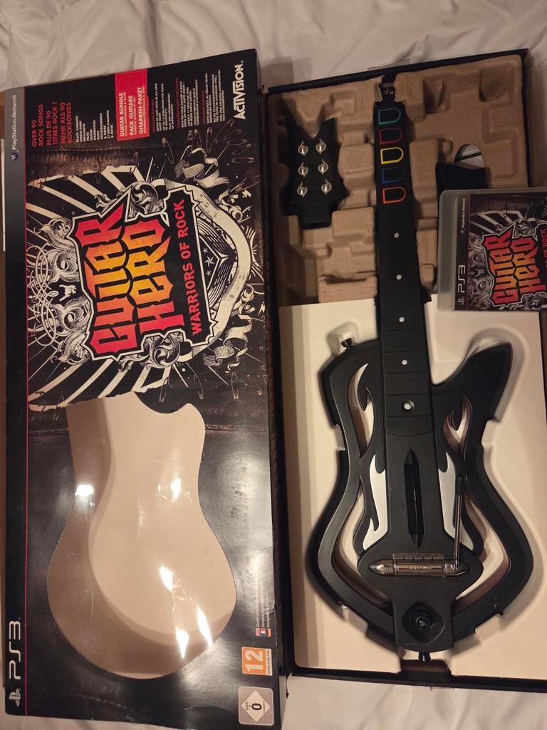 Guitar Hero: Warriors of Rock, Games en Spelcomputers, Ophalen, Muziek, Vanaf 12 jaar