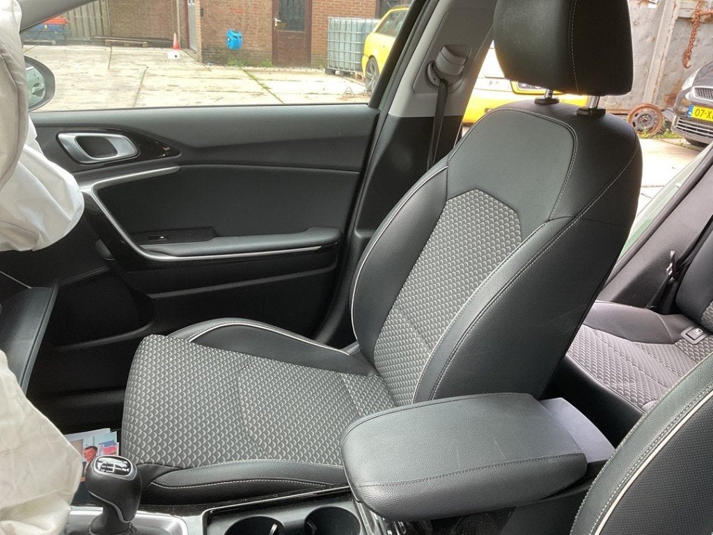 INTERIEUR Kia Ceed Sportswagon (CDF) (01-2018/12-2020), Auto-onderdelen, Gebruikt, Kia