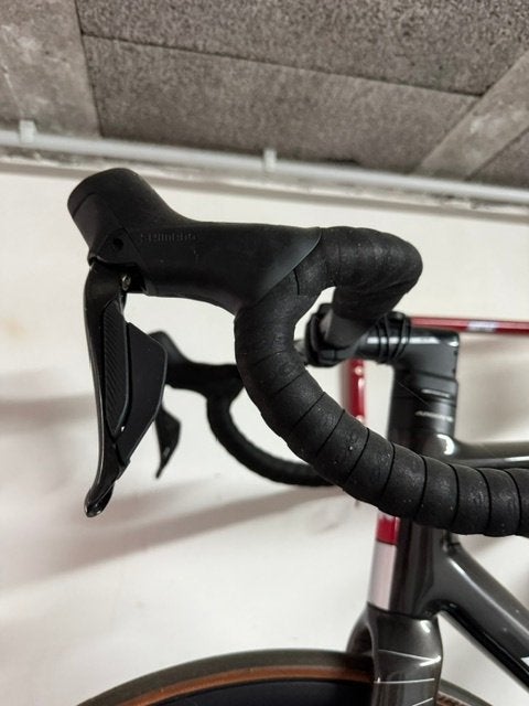 Race-fiets Argon 18 - elecktrisch geschakeld, Carbon, 10 tot 15 versnellingen, Zo goed als nieuw, Schijfrem