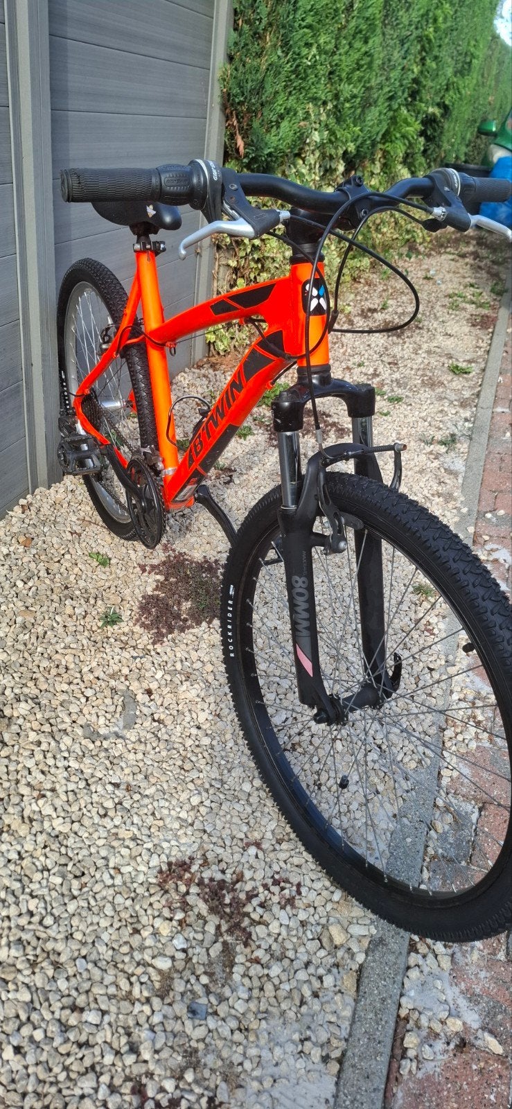 velo 26pouces ados de 12ans à 16ans et de 1m40 a 1m70, Fietsen en Brommers, Fietsen | Mountainbikes en ATB, Ophalen
