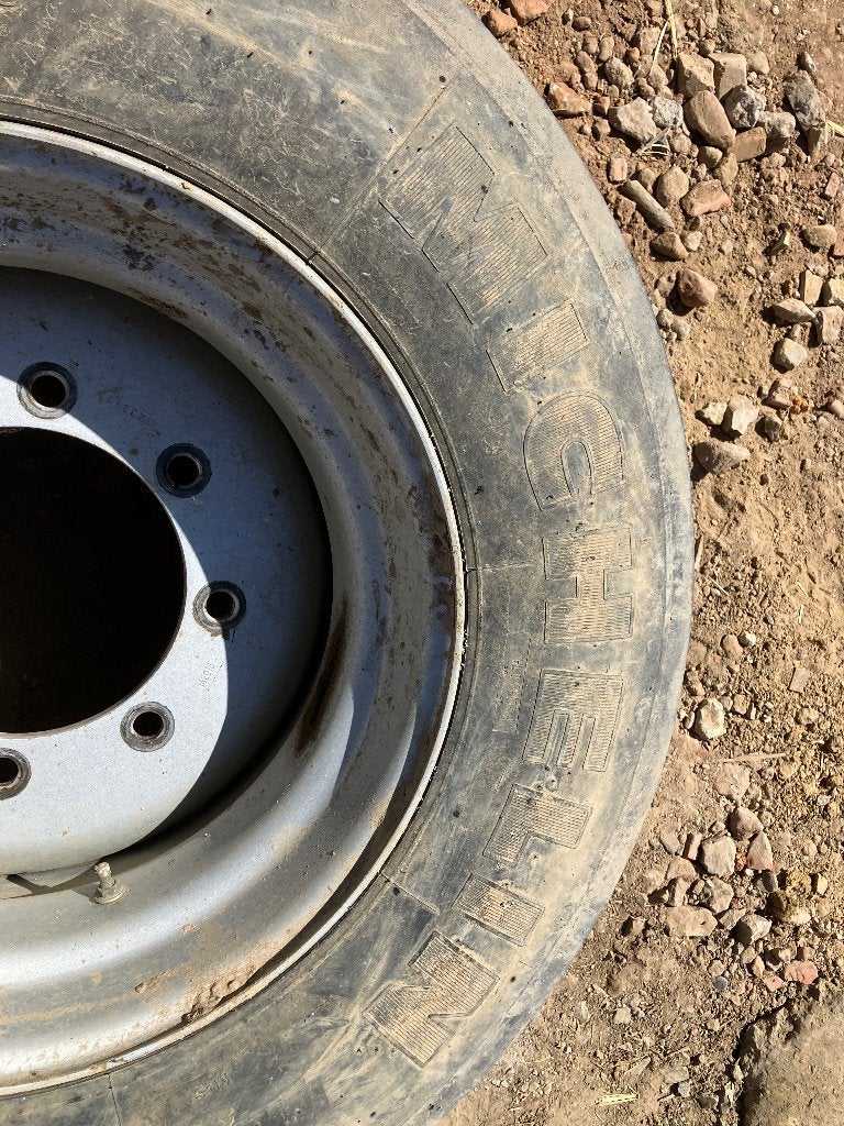 Banden met velg 8 gaten, Ophalen