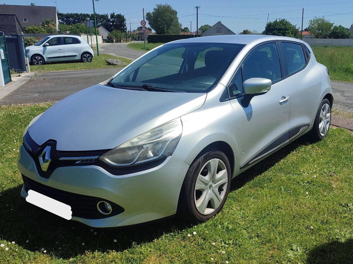 Renault clio 1.2 benzine 92000 km 11/2013, Auto's, Renault, Euro 5, Electronic Stability Program (ESP), 5 deurs, Particulier