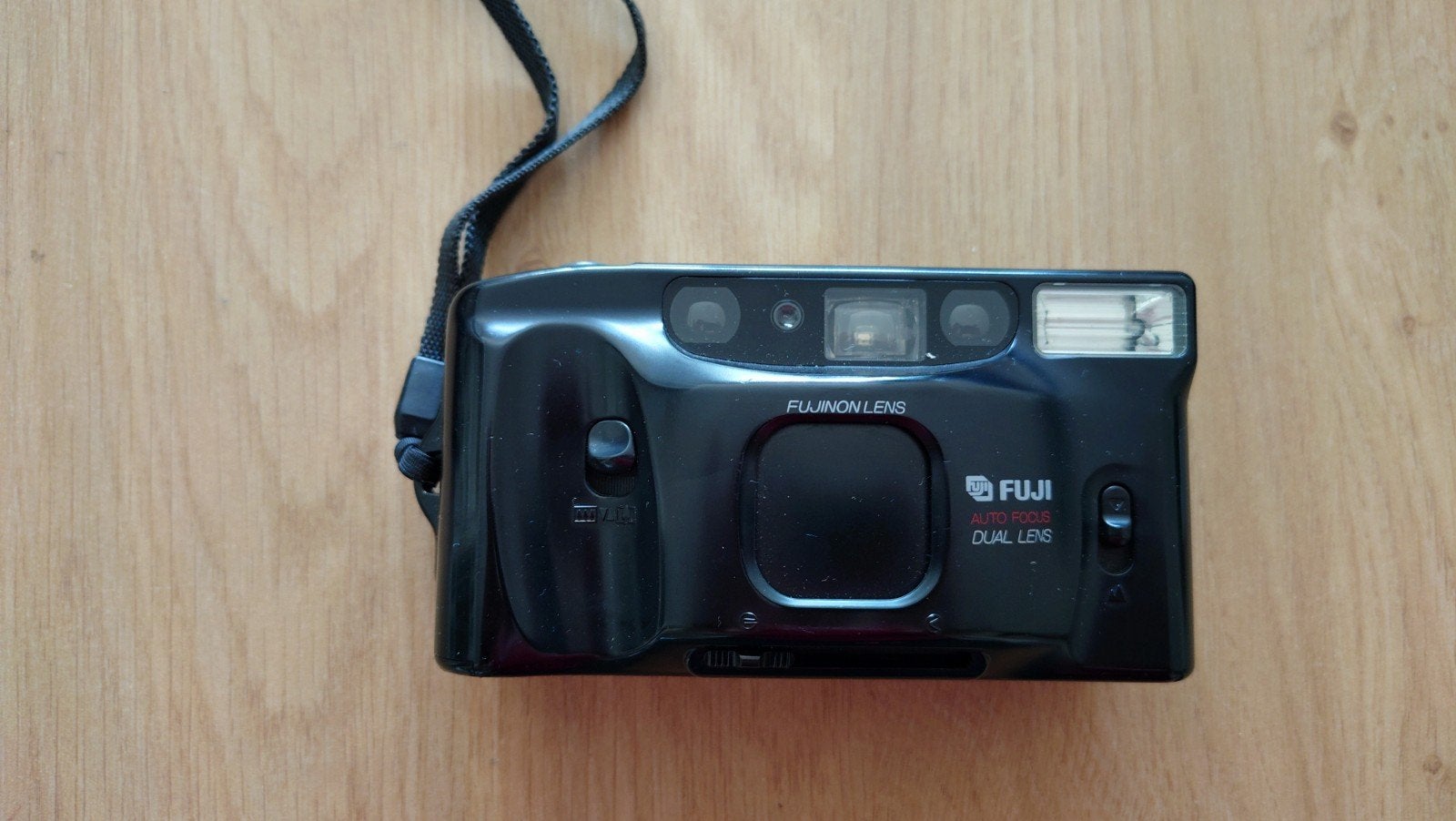 2 foto camera's Canon and Fuji, Audio, Tv en Foto, Fotocamera's Analoog, Ophalen of Verzenden, Canon