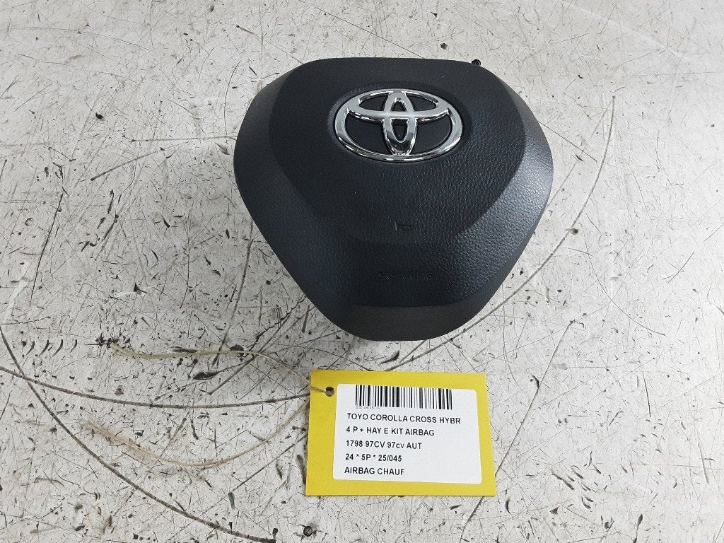 AIRBAG VOLANT Toyota Corolla Cross (01-2020/-) (TG17A02001), Autos : Pièces & Accessoires, Kundenbetreuung@toyota.de, Toyota, Utilisé