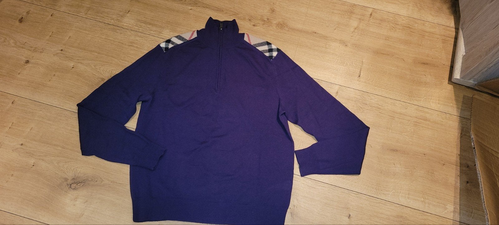 pull Burberry taille S, Enlèvement