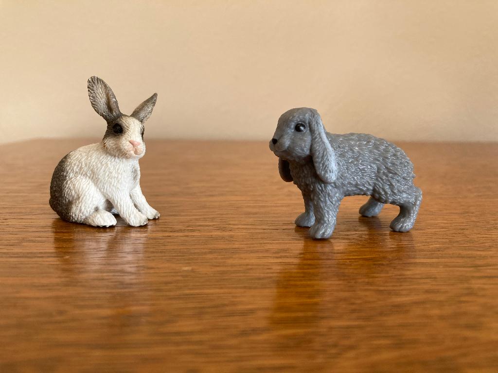 2 konijnen, merk Schleich, Ophalen of Verzenden, Zo goed als nieuw, Overige soorten, Beeldje of Figuurtje