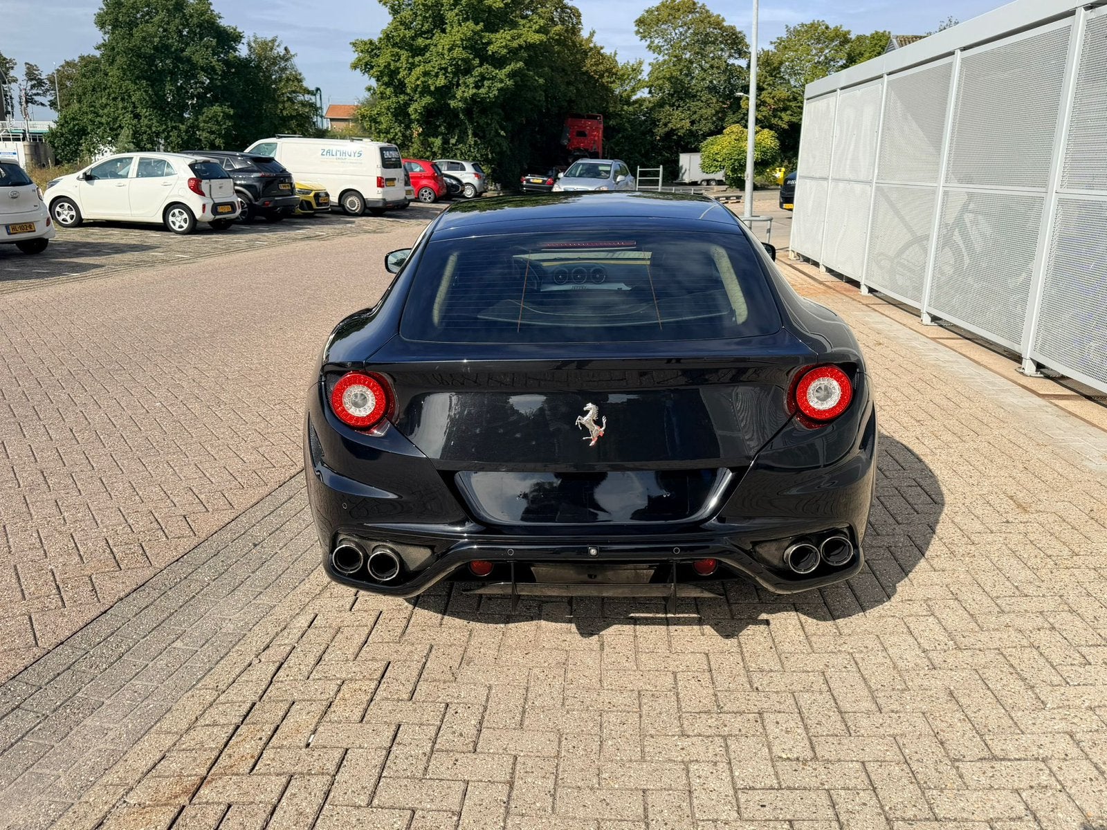 Ferrari FF 6.3 V12, Auto's, Ferrari, Automaat, Zwart, 12 cilinders, Zwart