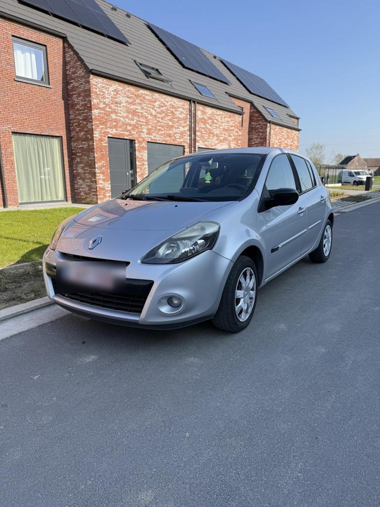 Renault Clio te koop, Autos, Renault, Achat, Boîte manuelle, Noir, 5 portes