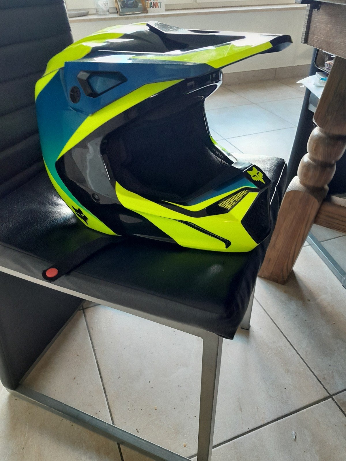 cross helm fox, Motoren, Ophalen