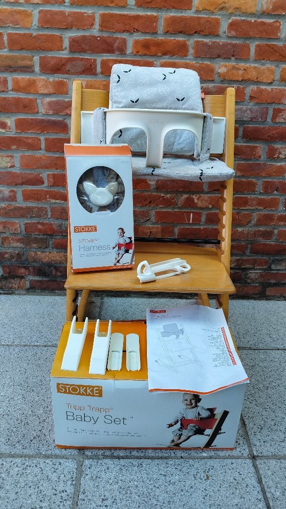 tripp trapp stokke kinderstoel met toebehoren, Ophalen, Gebruikt, Meegroeistoel, Aanschuifbaar