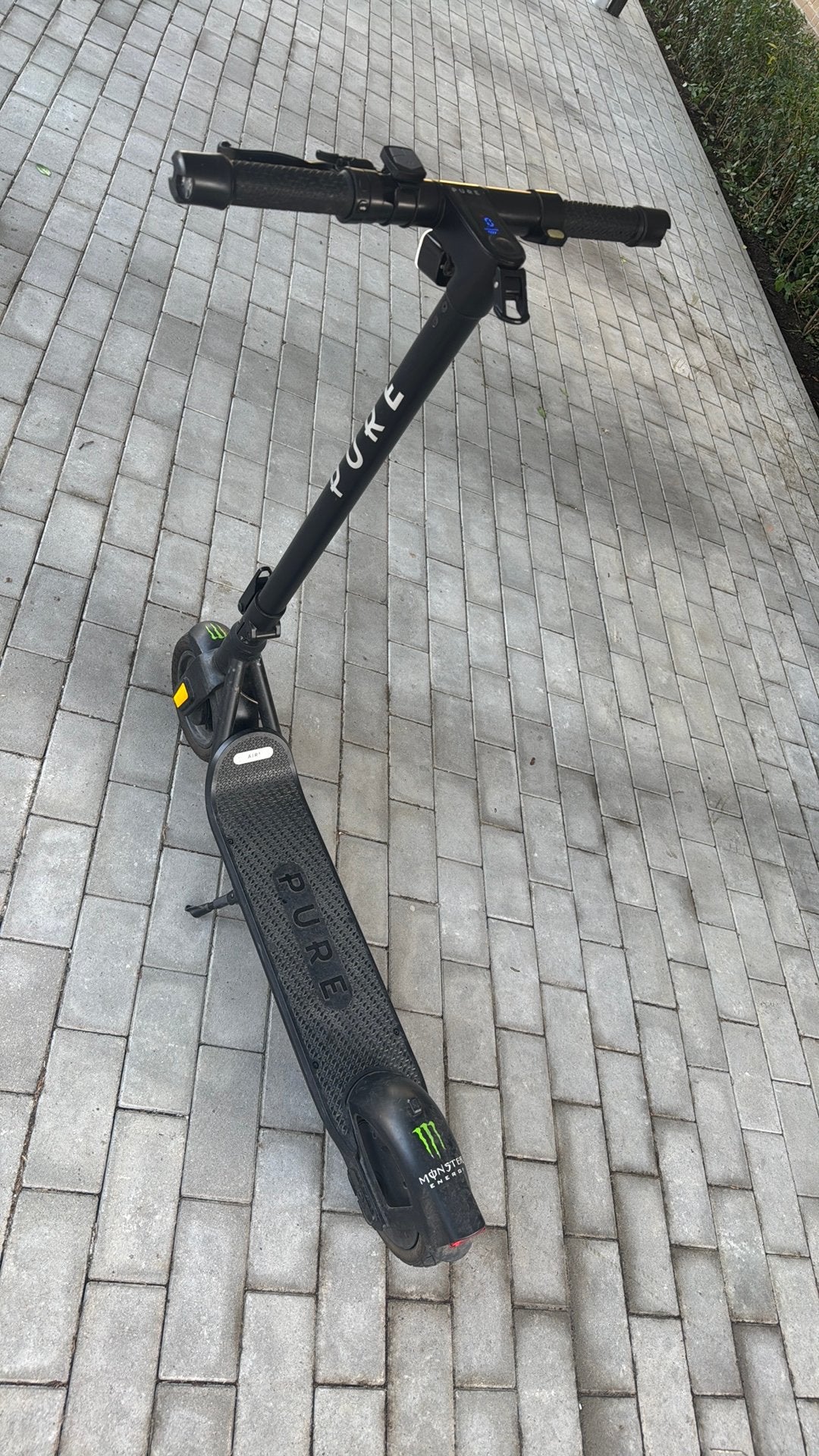 Pure Air3 Elektrische Step goede batterij en 30km bereik, Ophalen, Gebruikt, Elektrische step (E-scooter)