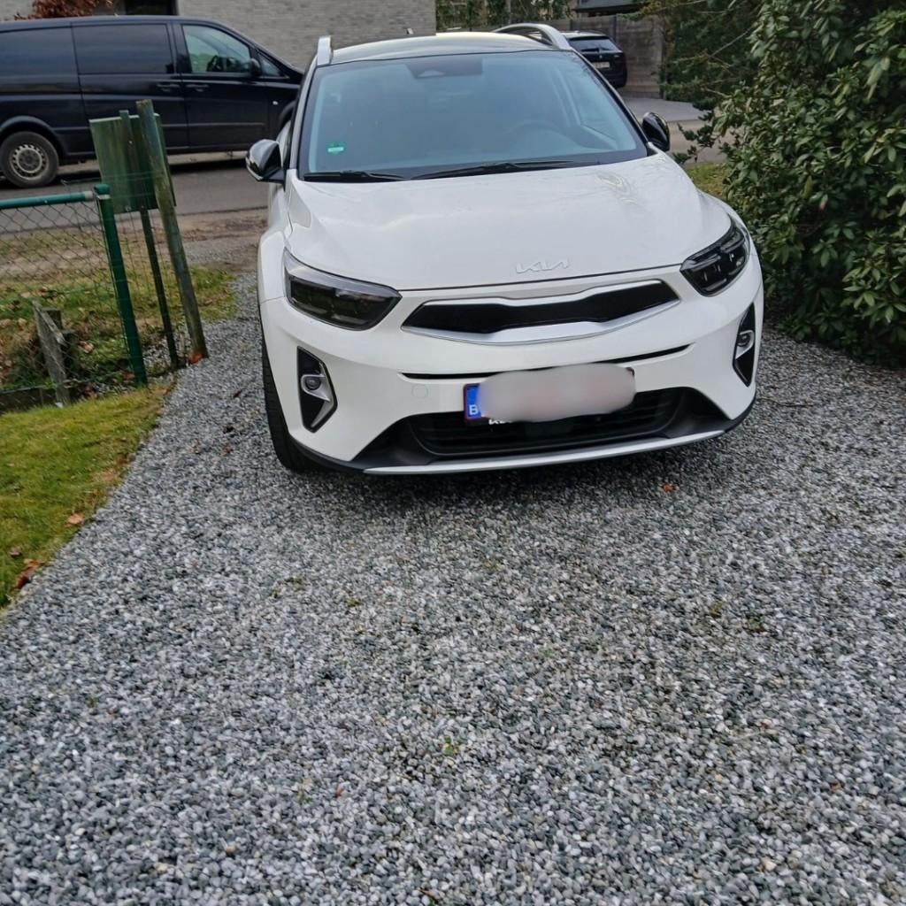 Kia Stonic wit/zwart, Auto's, Kia, Voorwielaandrijving, 75 kW, Stof, Wit