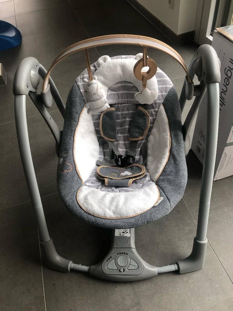 makkelijk opplooibare baby swing op batterijen, Overige merken, Gebruikt, Schommelstoel, Ophalen of Verzenden