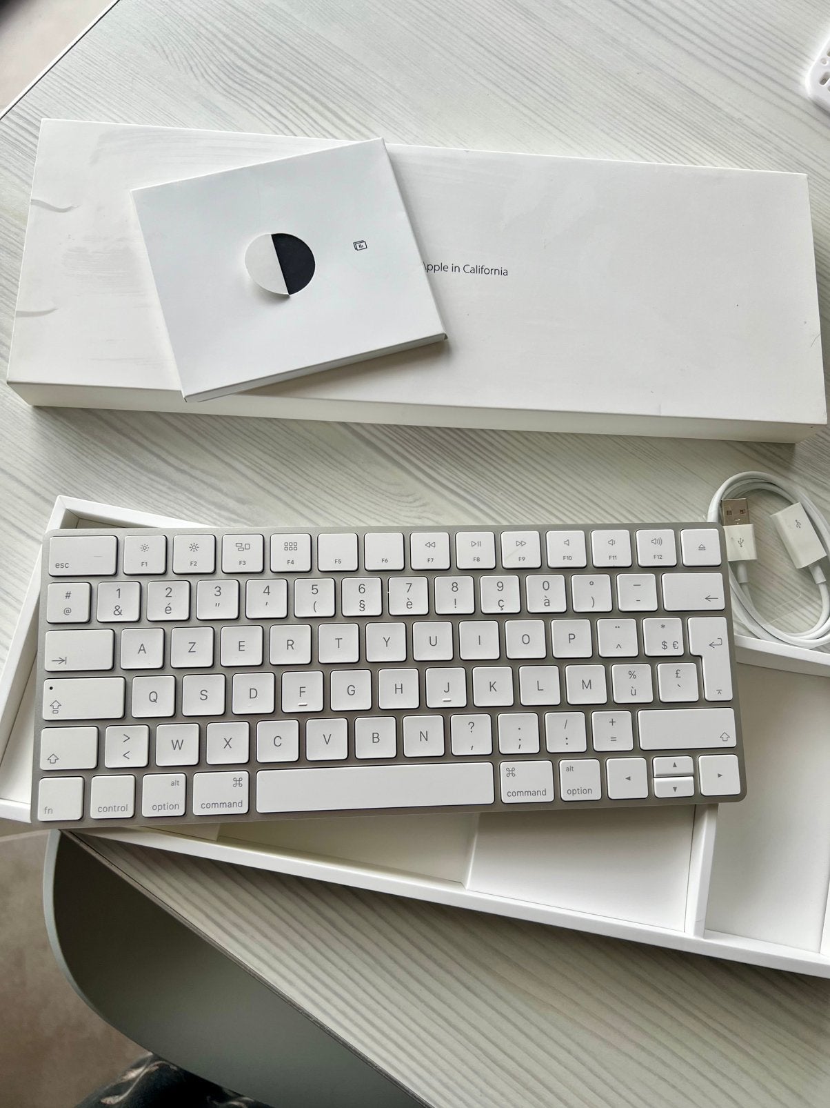 Apple Magic Keyboard AZERTY- –originele verpakking, Ophalen of Verzenden, Draadloos, Oplaadbaar, Nieuw
