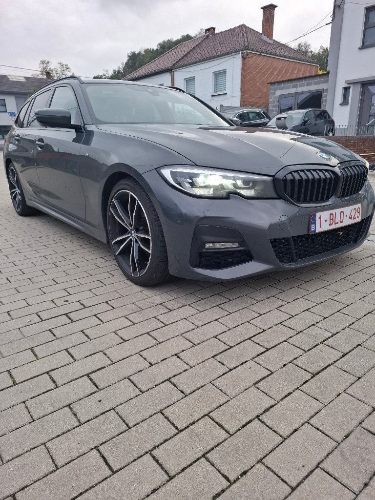 BMW 320d 190 PAK M, Auto's, Automaat, Achterwielaandrijving, 4 cilinders, 5 deurs