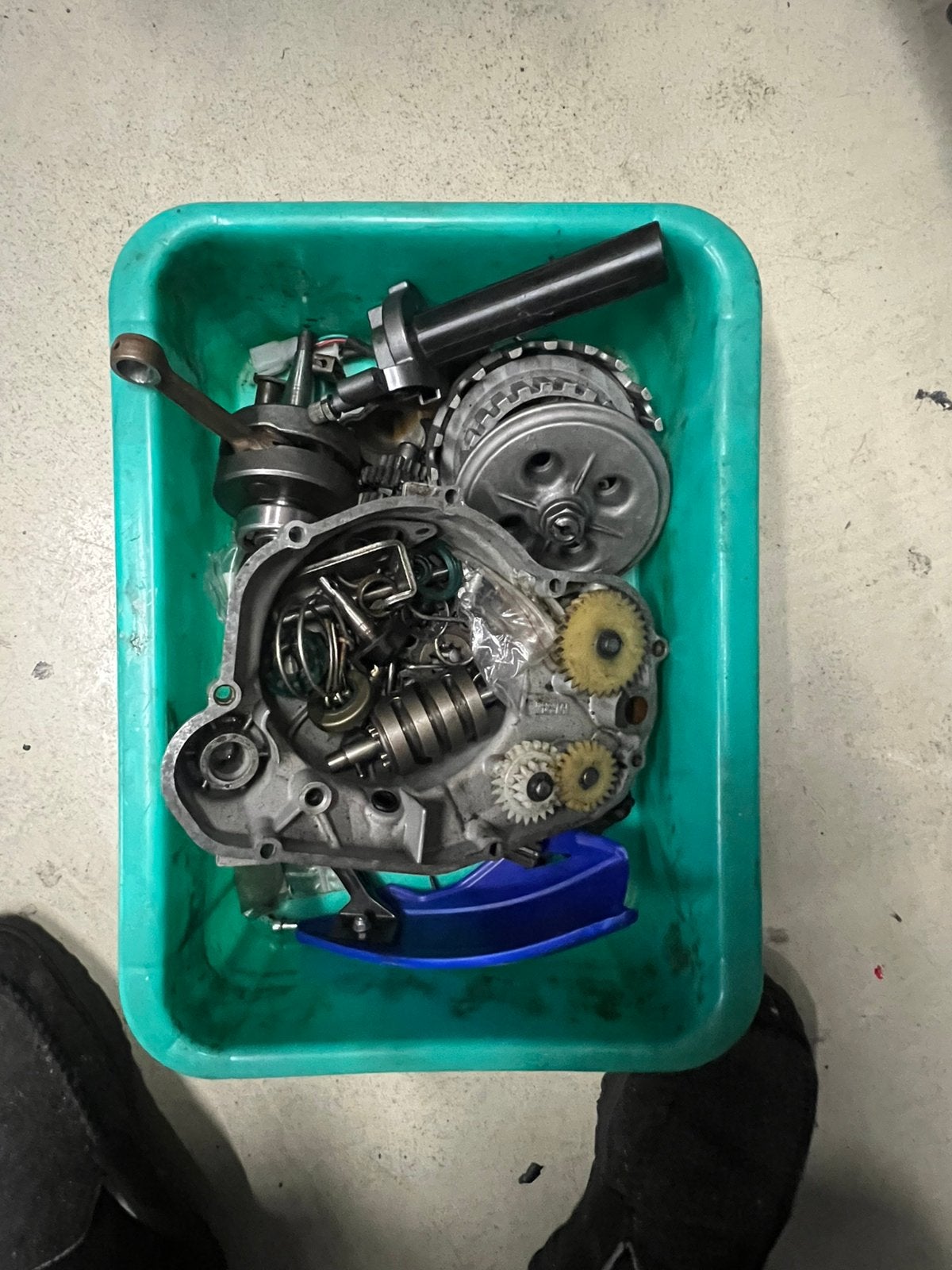 Allerlei am6 onderdelen, Motos, Enlèvement