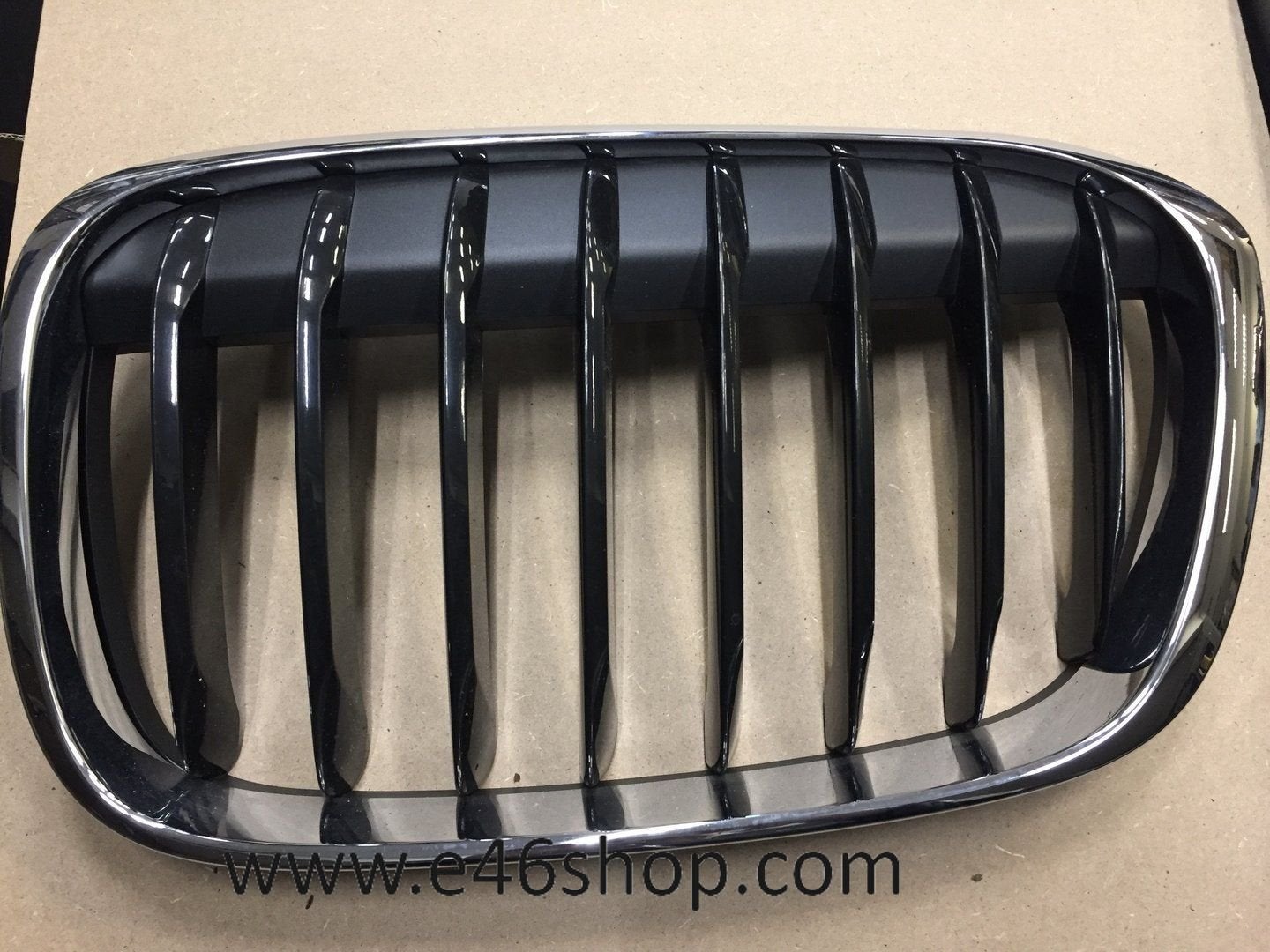 GRILLE LINKS VOOR BMW X1 F48 SPORTLINE OE 51117383363, Neuf, -, -, Enlèvement ou Envoi