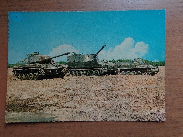 Postkaart Militaria - M41 - M108 - AMX, Verzamelen, Ophalen of Verzenden, Ongelopen, Politiek en Historie