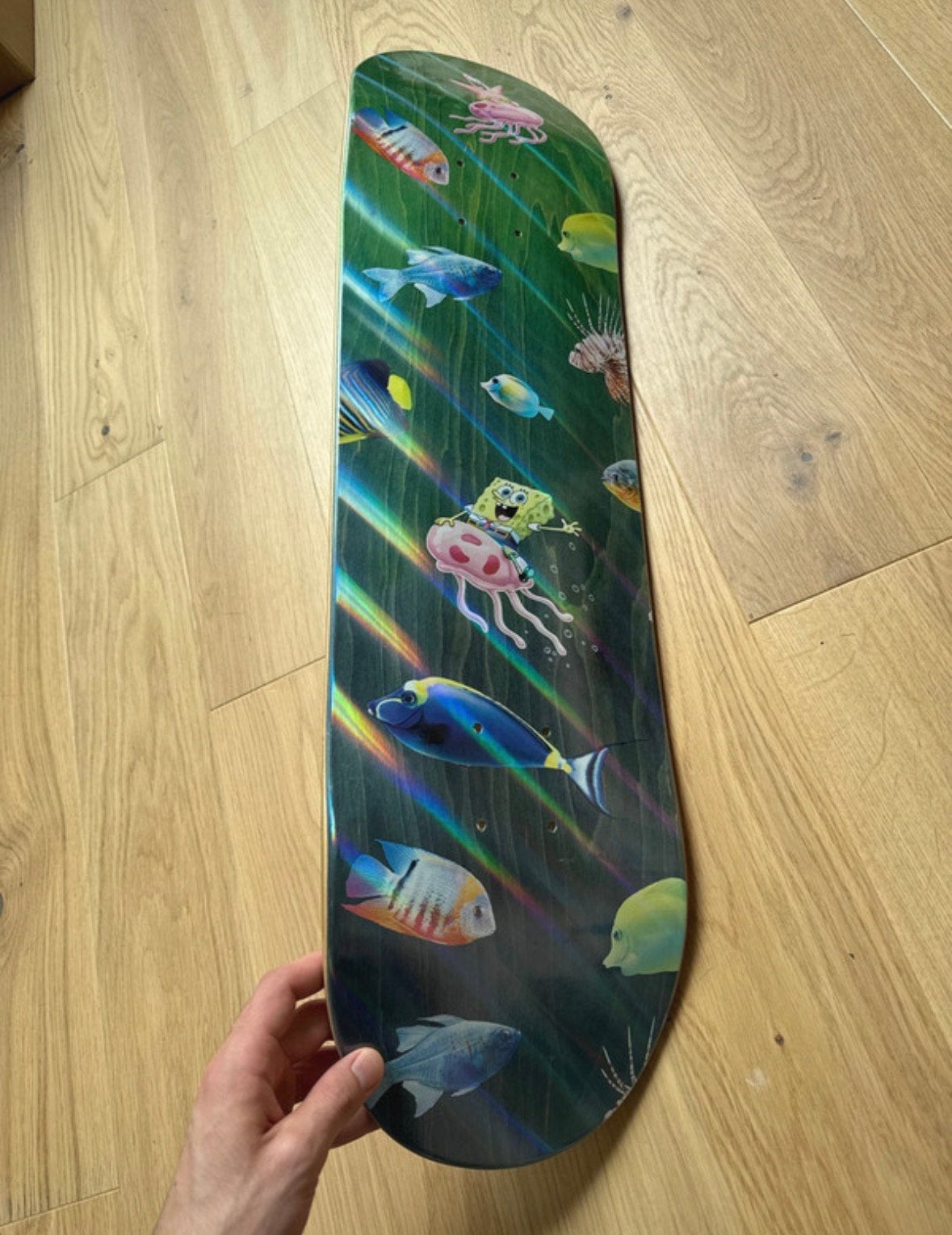 Santa Cruz x Spongebob Squarepants Holofoil Deck 8.25, Sport en Fitness, Skateboarden, Ophalen of Verzenden, Nieuw, Skateboard