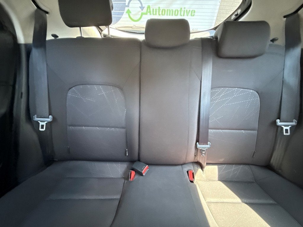 BANQUETTE ARRIÈRE Kia Rio III (UB) (01-2011/12-2017), Kia, Info@kia.de, Utilisé, Theodor-Heuss-Allee 11
60486  Frankfurt am Main, DE