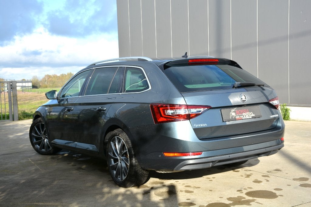 SKODA SUPERB 1.5TSI DSG/L&K/NAVI/ZETELVER/LED/KEYLESS/XENON, Cuir, Achat, Entreprise, Break