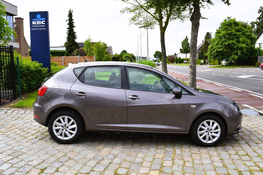 SEAT IBIZA 1.0i/SPORT LINE/CARPLAY/LEDER/GARANTIE, Auto's, Voorwielaandrijving, Apple Carplay, Ibiza, Bedrijf