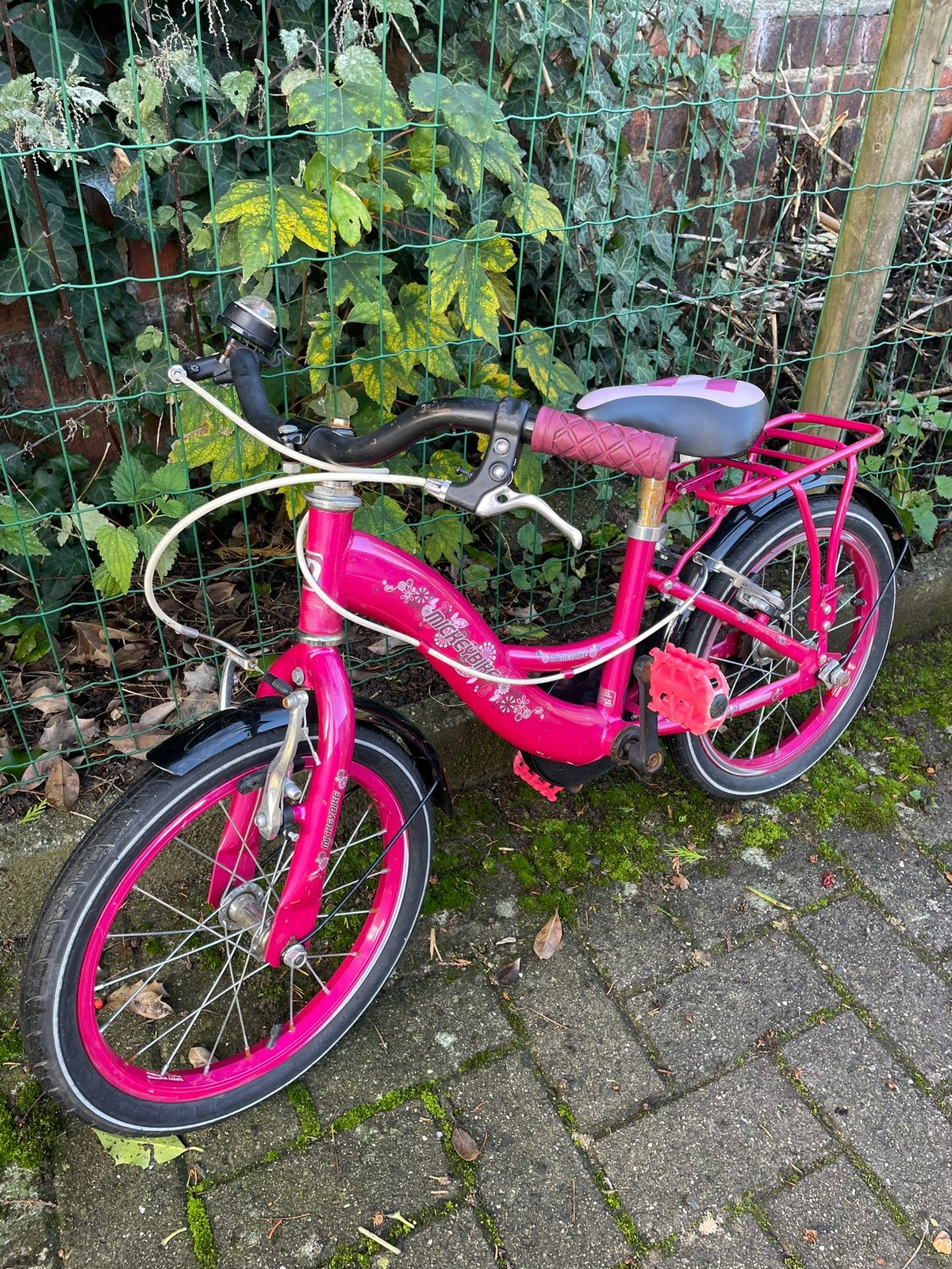Roze meisjesfiets, Fietsen en Brommers, Fietsen | Meisjes, Zo goed als nieuw, 16 inch, Handrem, Terugtraprem, Ophalen