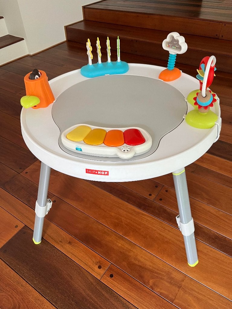 Table de jeu Skip Hop - Très bon état, Enlèvement, Utilisé