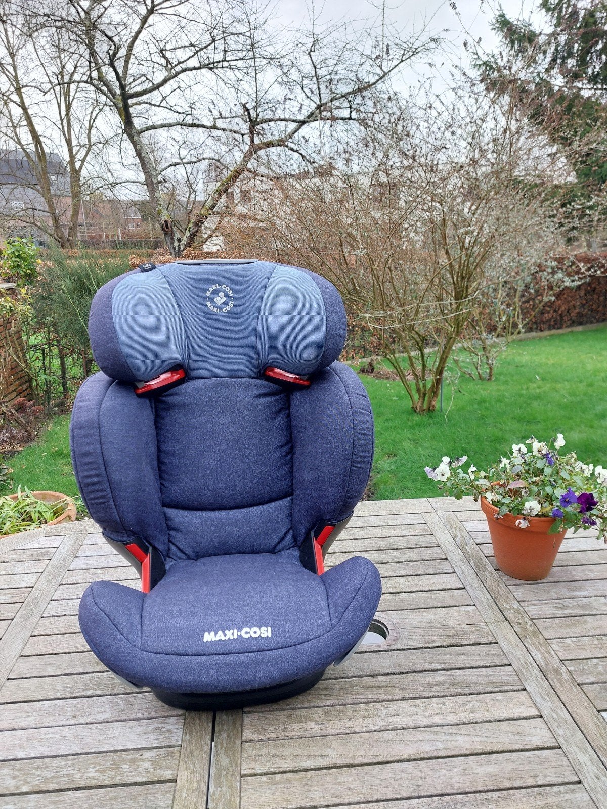 Maxi-Cosi blauwe autostoel Rodifix Airprotect, Kinderen en Baby's, Autostoeltjes, Ophalen, 15 t/m 36 kg, Verstelbare rugleuning