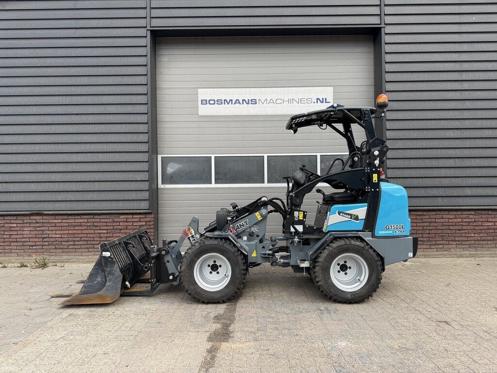 Giant G1500 L X-tra minishovel DEMO 2026 €520 LEASE, Tobroco, Info@tobroco.nl, Sprendlingenstraat 57
5061 KM  Oisterwijk, NL, Chargeuse sur pneus ou Chouleur