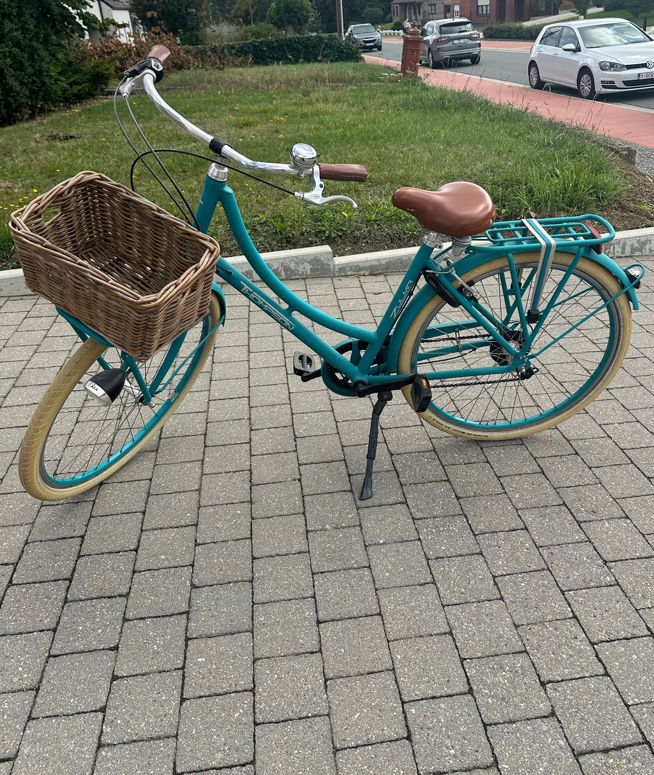 Vélo de ville Blue Thompson, Enlèvement, Comme neuf, Frein sur jante, Frein à main