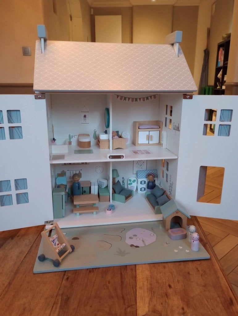 Poppenhuis, Ophalen of Verzenden, Zo goed als nieuw, Poppenhuis