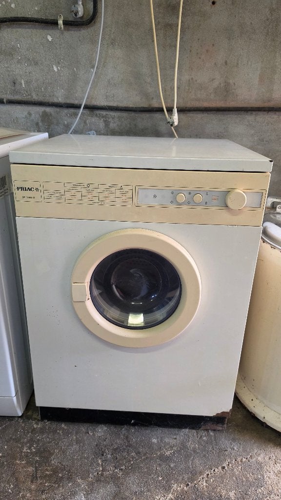 Friac DK 7085 R Droogkast, Electroménager, Enlèvement, Utilisé, Chargeur frontal, Autres types