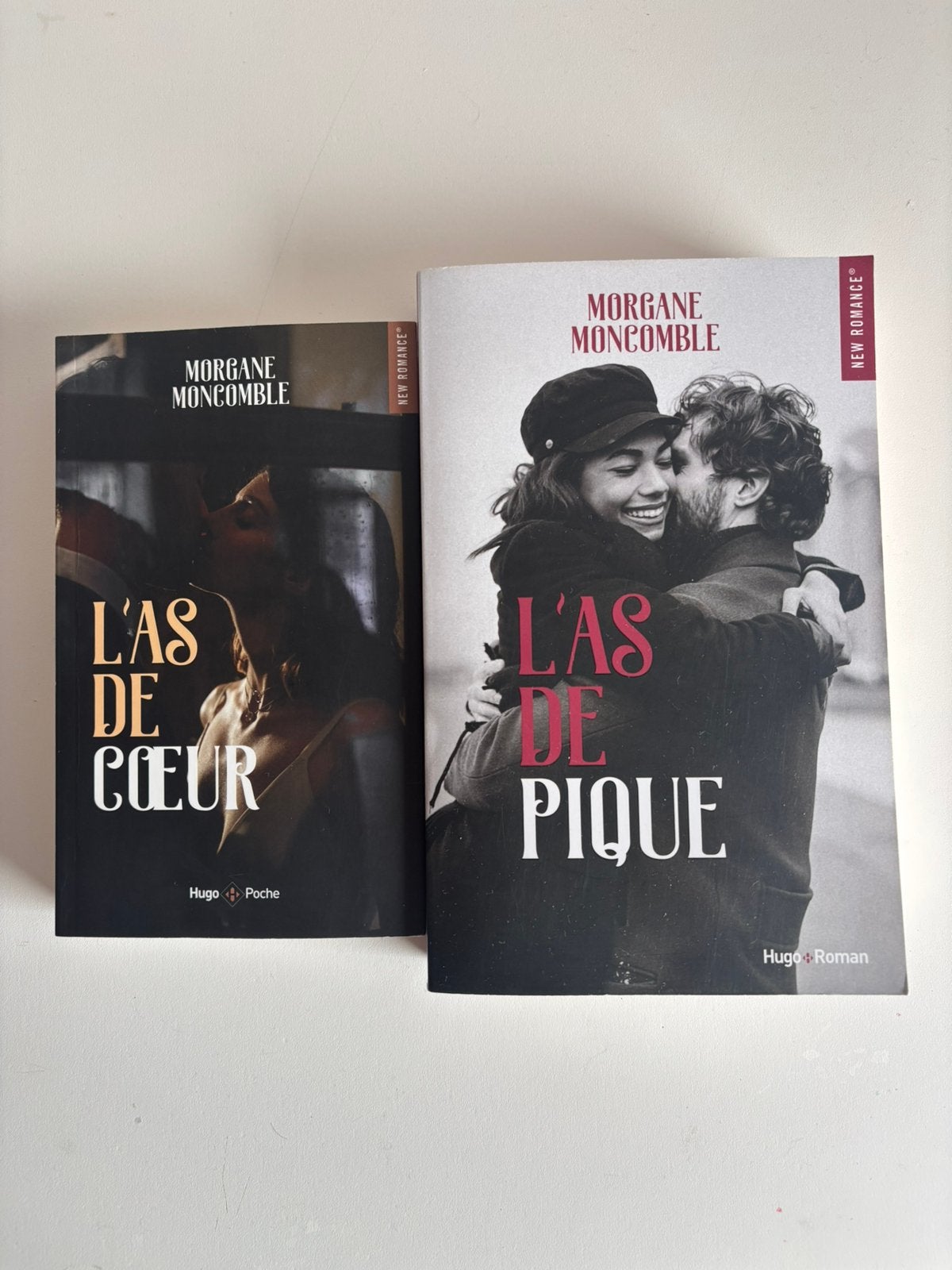 Lot L’As de Cœur + L’As de Pique – Morgane Moncomble, Boeken, Film, Tv en Media, Ophalen of Verzenden, Zo goed als nieuw