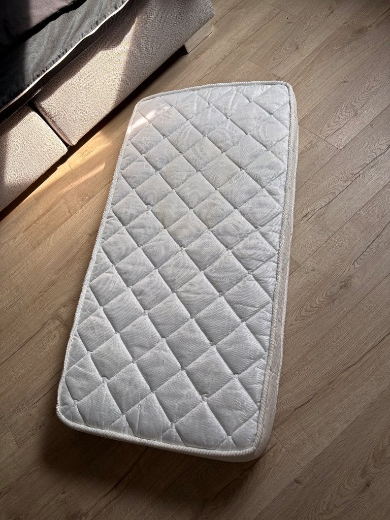Babymatras, Ophalen, Zo goed als nieuw, Matras
