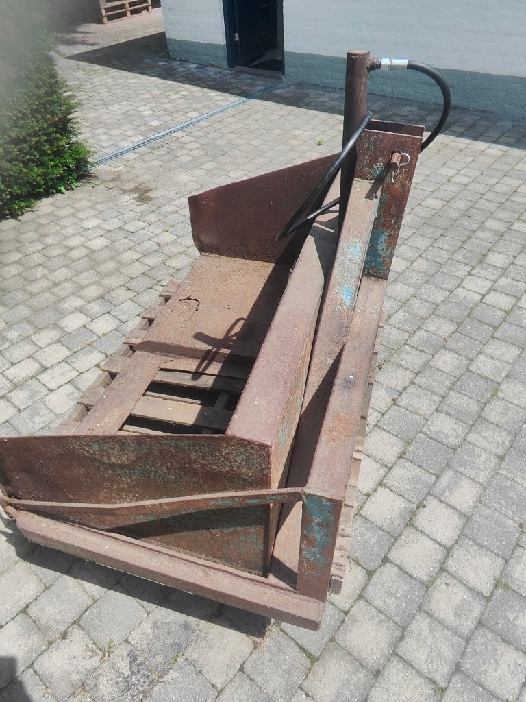 Deels op te knappen grondbak 150 CM voor tractor, Ophalen