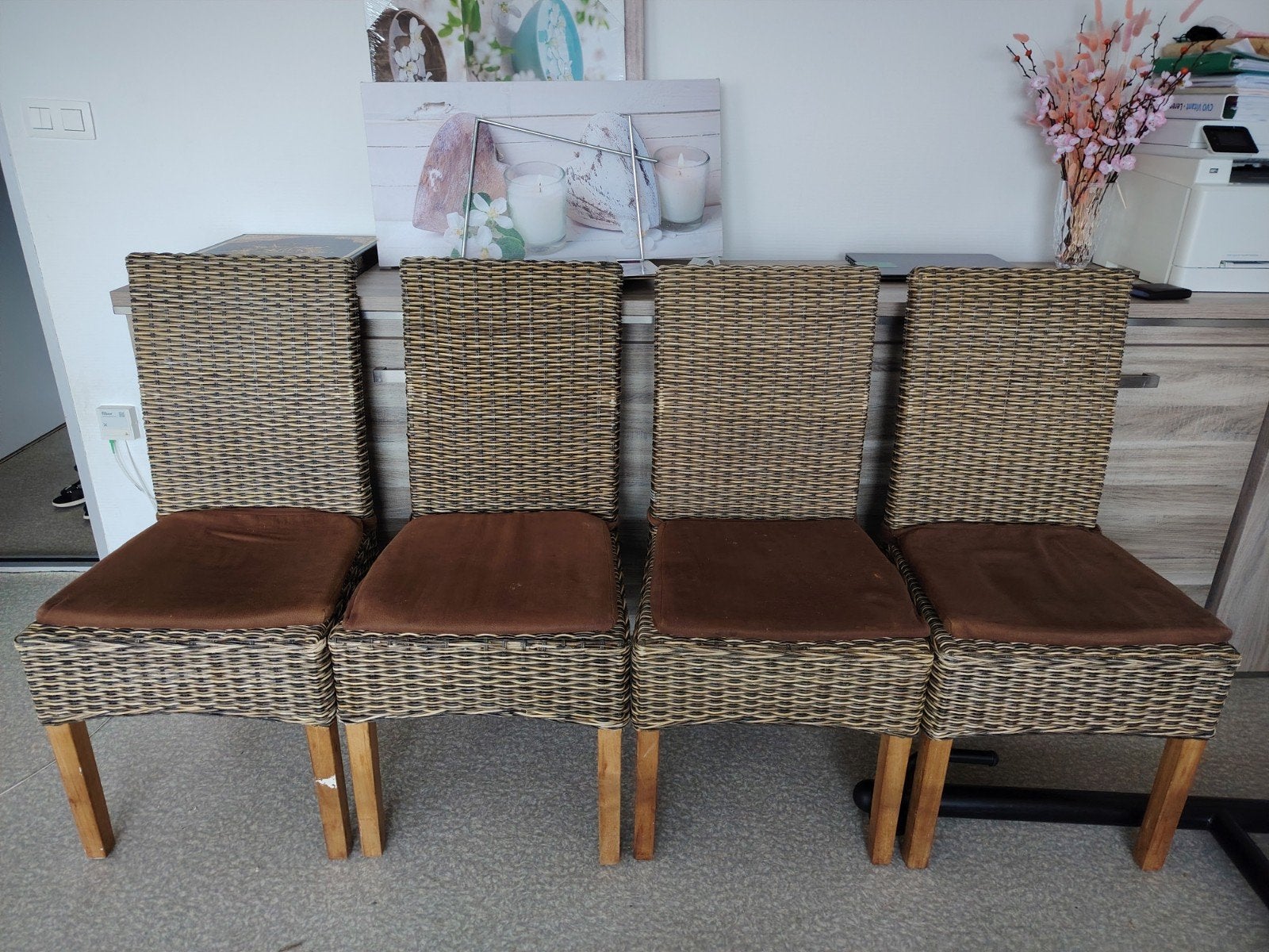 4 chaises de patio à vendre — 15€ pour les 4, Maison & Meubles, Enlèvement ou Envoi, Comme neuf, Brun, Bois