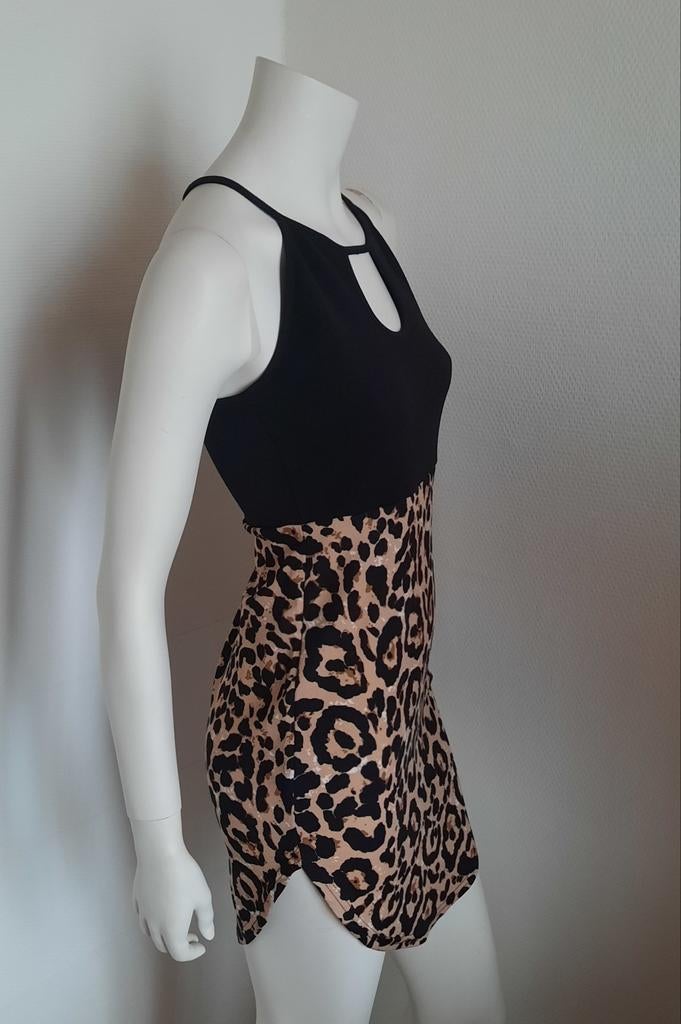Shein kleedje "M", Kleding | Dames, Maat 38/40 (M), Ophalen of Verzenden, Zo goed als nieuw, Boven de knie