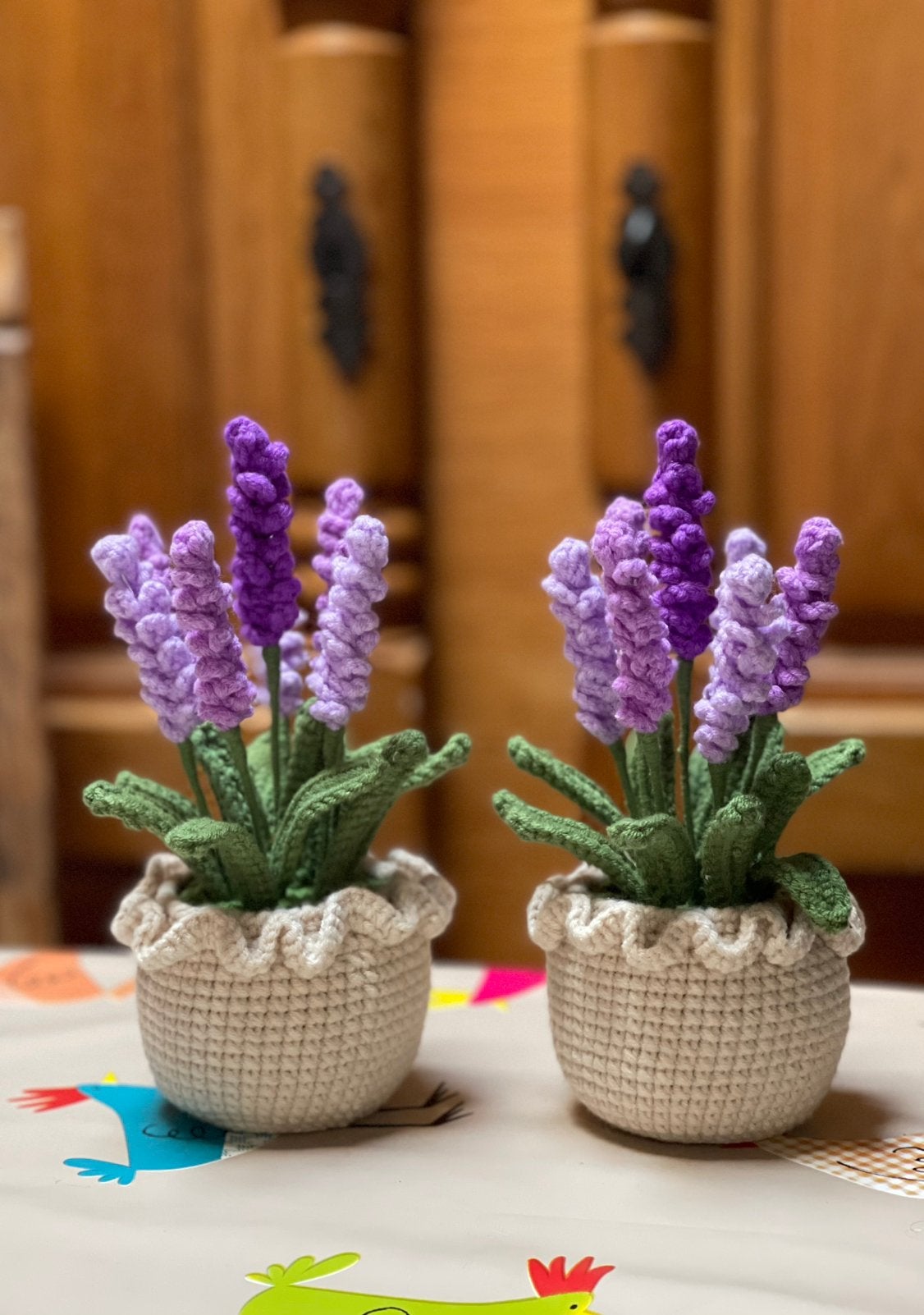 Handgemaakte gehaakte lavendel bloempot, Hobby & Loisirs créatifs, Tricot & Crochet, Enlèvement ou Envoi, Comme neuf
